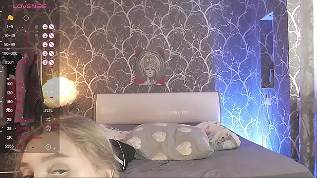 MiaMiaMeow live XXX chat