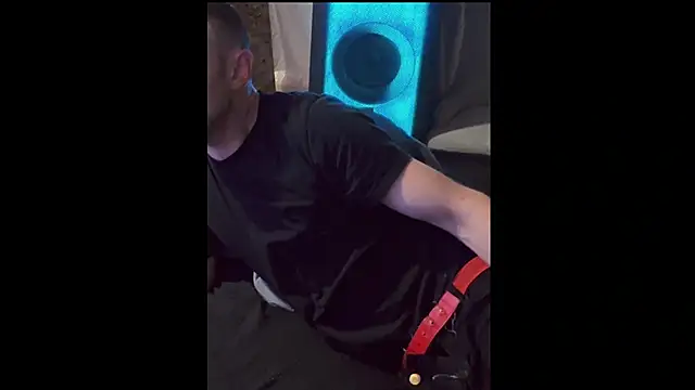 famous1tad Live XXX-Chat
