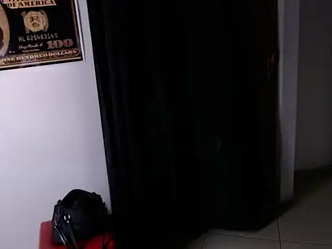 shamanhta Chat XXX in diretta