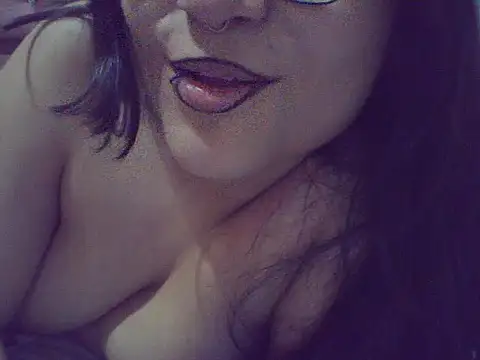 Thania- Live XXX-Chat