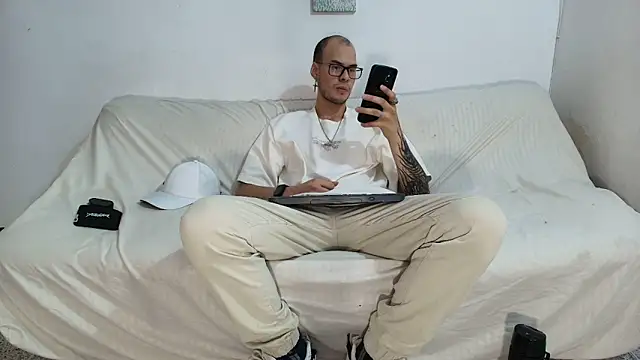 Vlad__night – Live XXX-chat