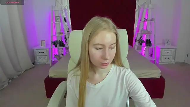 แชท XXX สดของ Alina_Blonde