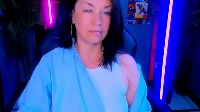AnaMills live XXX chat