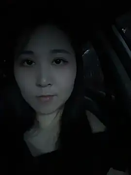 Fannywell's Live XXX Chat