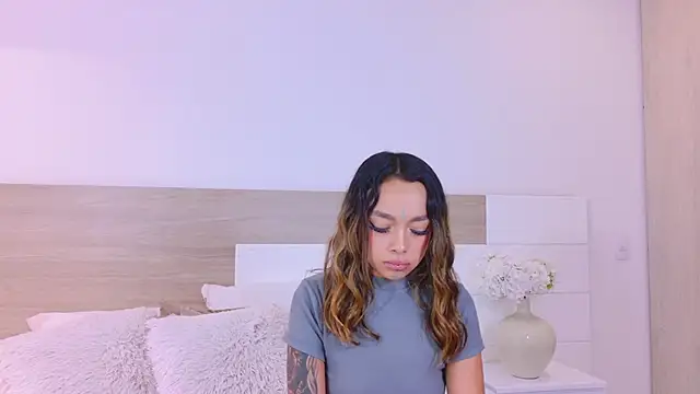 LaraBelmon Adlı Modelin Canlı XXX Sohbeti
