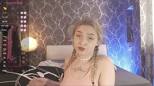 MiaMiaMeow – Naživo XXX chat