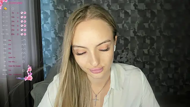 A_delinan Live XXX chat