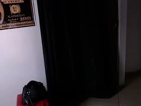 shamanhta Chat XXX in diretta