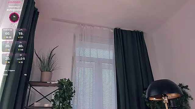 Chat XXX en directo de InesPiek