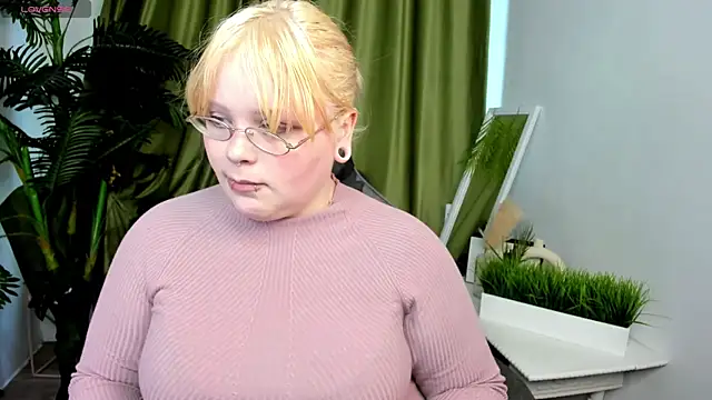 Stella_Brayn Live XXX-Chat