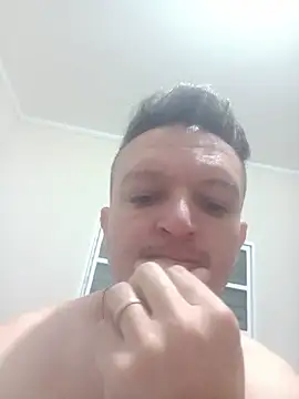 Chat +18 de Suamulherfeliz ao vivo