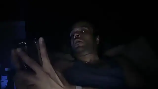 icebergslim281's Live XXX Chat