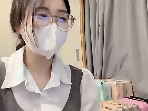Eunn18's Live XXX Chat