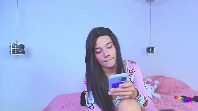 MISS_SAMMYROSE Adlı Modelin Canlı XXX Sohbeti