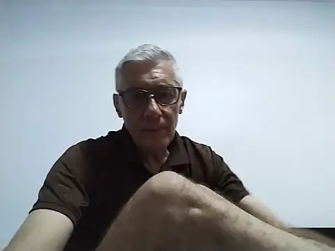 BIGUNCUTHARDCOCK Adlı Modelin Canlı XXX Sohbeti