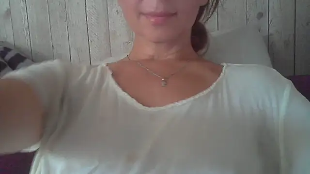 Živý XXX chat Bella--White