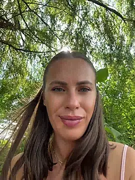_JessyRey_ – Live XXX-chat