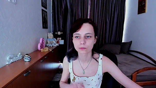 MiniLysii XXX чат на живо