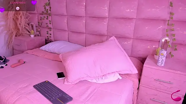Chat XXX ao vivo de AdharaSweet1_
