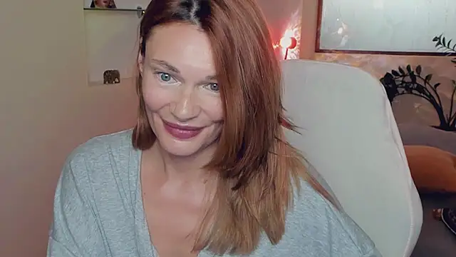 Chatroom XXX en direct de MistyBarnes