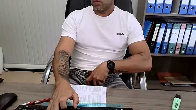 Chat +18 de Evasionee ao vivo