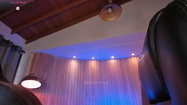 AllyJensen Chat XXX live