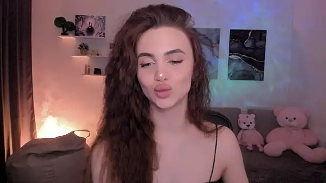 צ'אט XXX בשידור חי של mellifluoustessss