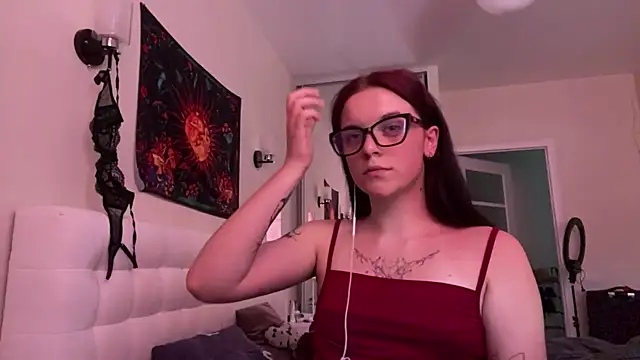 AudriaCriner's Live XXX Chat