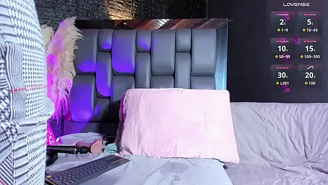 Assia_Roos élő XXX-chatje