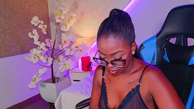 Chatroom XXX en direct de Kishalove_