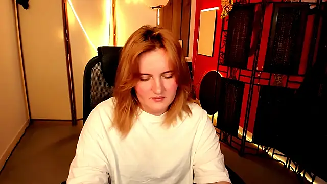 KathyBriggs Chat XXX in diretta