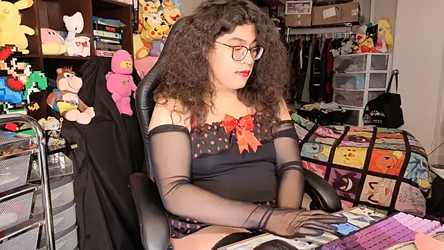 Chat XXX ao vivo de ShinyCherub