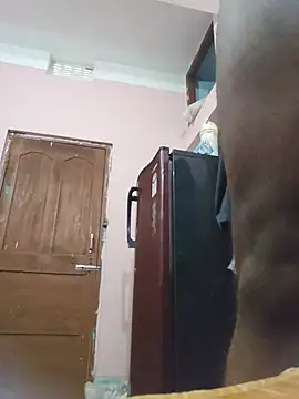 DesiboyMBJ2026's Live XXX Chat