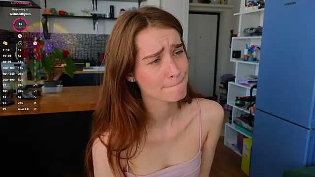 Živý XXX chat AliviaWithLove