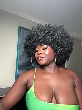WomanNextdoor1's Live XXX Chat