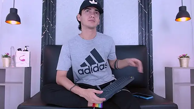Feiccer_Castquer – Naživo XXX chat