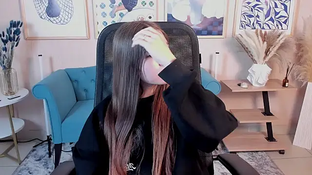 SayaHeartnet Adlı Modelin Canlı XXX Sohbeti