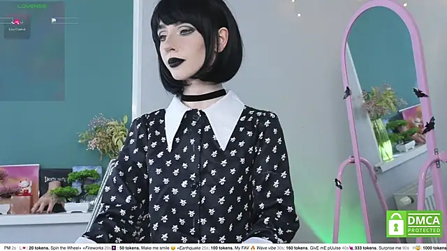 Chat +18 de sweetuniporn ao vivo