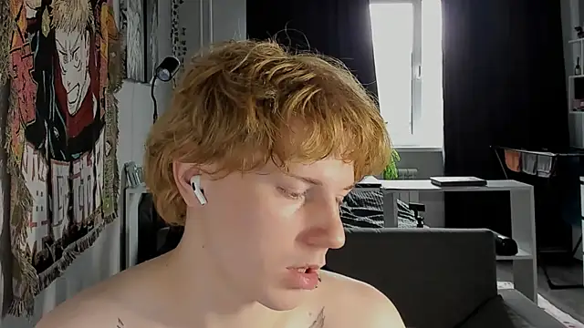 XXX chat uživo modela Benjamin_Bo