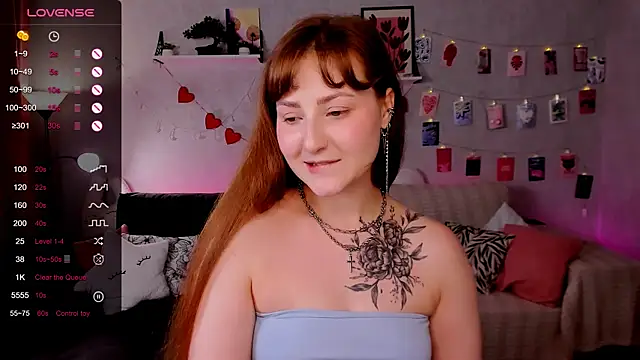 Онлайн чат XXX velvet_cherry_