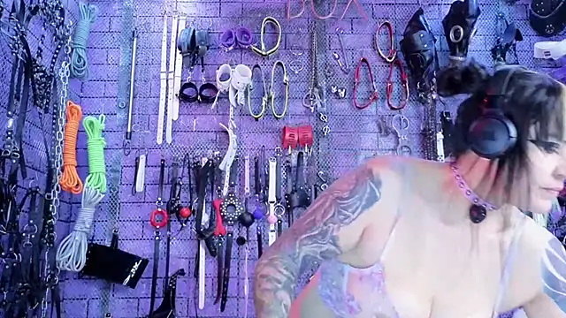 Chat XXX Live PANDORANEZZ