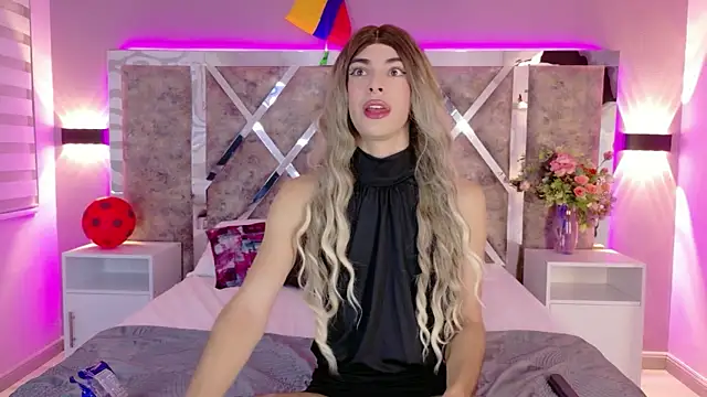 PerlaRogerss_ Show Webcam