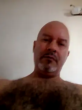 Juan_45 – Naživo XXX chat