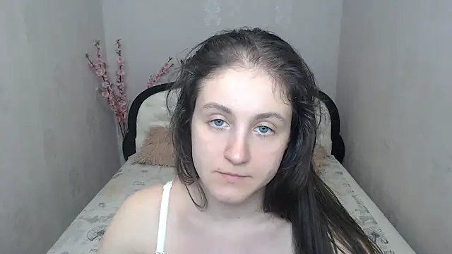 Holliy_Cooper XXX чат на живо