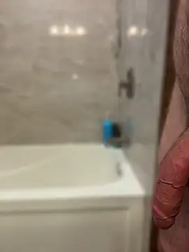 bigdeal698's Live XXX Chat