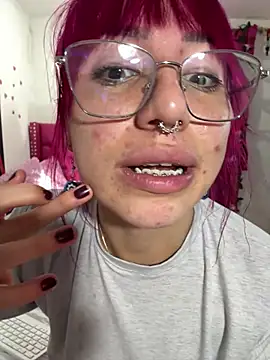 Chat +18 de Kitty_Melodi ao vivo