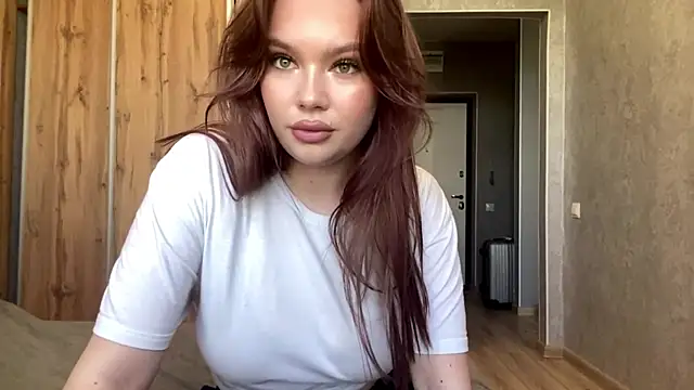 MollyFenx Chat XXX live