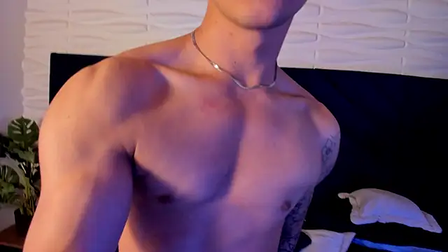 Andy_Joy_ Live XXX-Chat