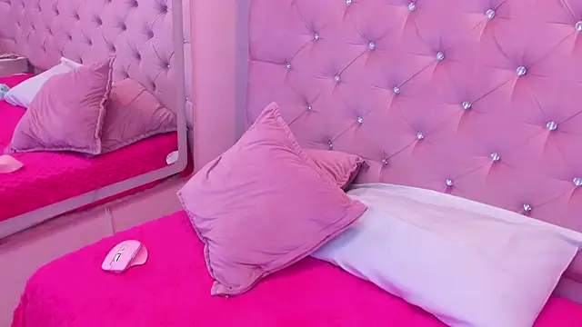 Chat +18 de EmmaEbony_ ao vivo