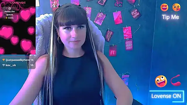 Violla_My XXX чат на живо